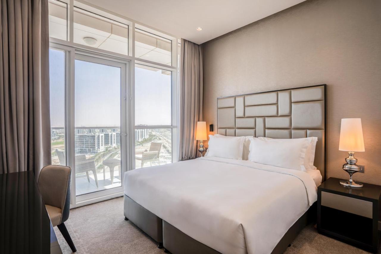 Radisson Dubai Damac Hills Hotel Ngoại thất bức ảnh